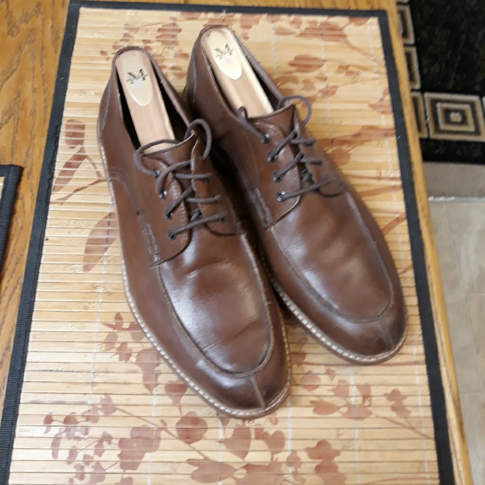 Kenneth Cole Brown dress shoe